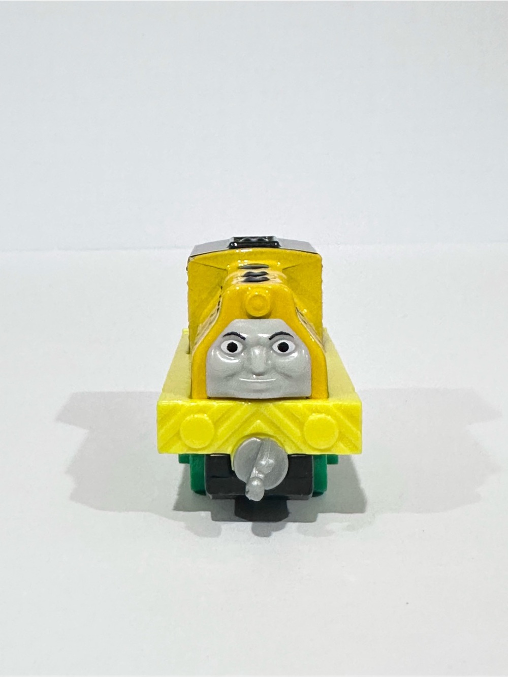 Thomas & Friends Adventures Diecast Racing Raul Train - Picture 2 of 11